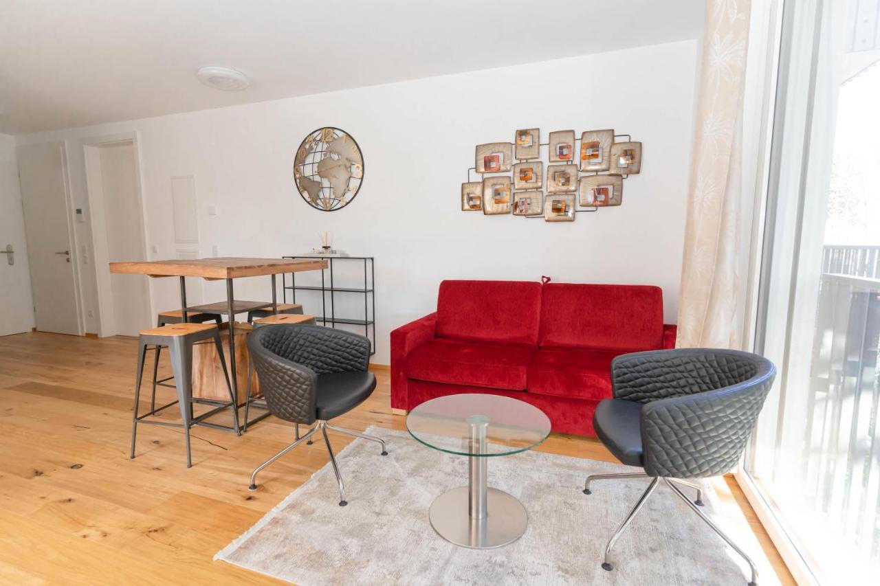 Luxurious Apartment With Big Balcony Near City Center Вена Экстерьер фото