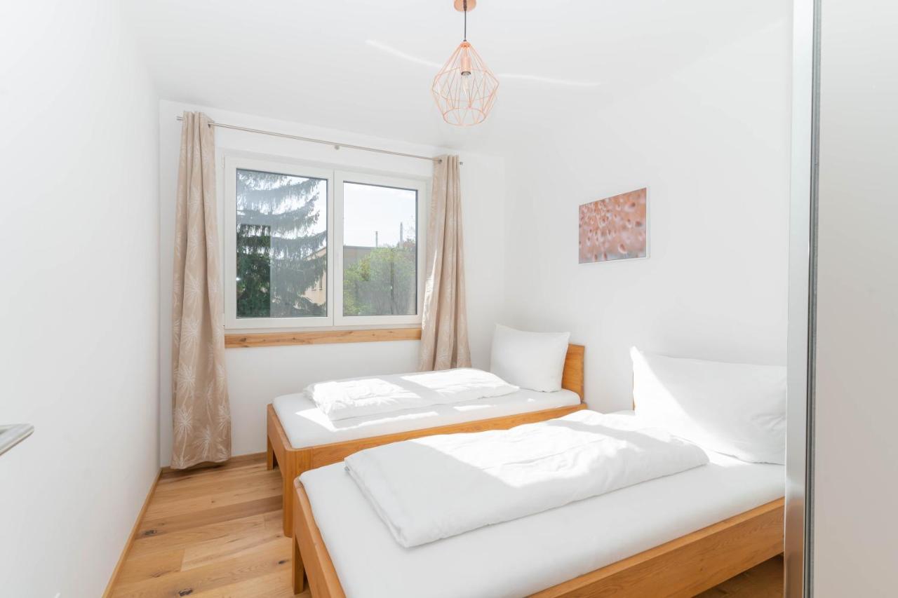 Luxurious Apartment With Big Balcony Near City Center Вена Экстерьер фото